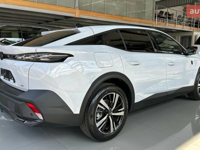 Пежо 408, объемом двигателя 1.6 л и пробегом 0 тыс. км за 34196 $, фото 2 на Automoto.ua