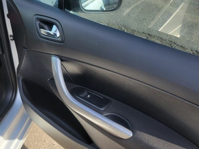 Сірий Пежо 408, об'ємом двигуна 1.6 л та пробігом 154 тис. км за 6800 $, фото 7 на Automoto.ua