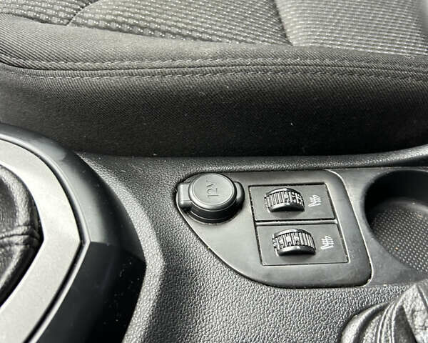 Серый Пежо 408, объемом двигателя 1.56 л и пробегом 240 тыс. км за 6900 $, фото 21 на Automoto.ua