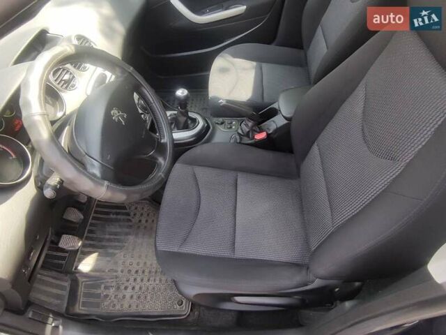 Синий Пежо 408, объемом двигателя 1.56 л и пробегом 99 тыс. км за 7300 $, фото 12 на Automoto.ua