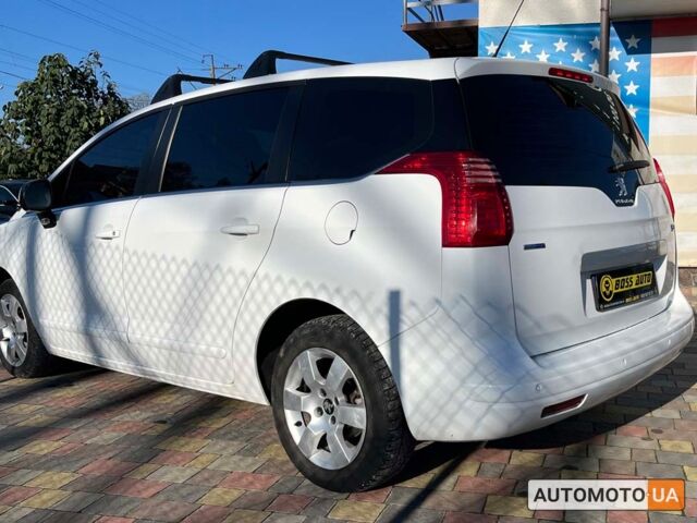 Білий Пежо 5008, об'ємом двигуна 1.6 л та пробігом 203 тис. км за 10700 $, фото 4 на Automoto.ua