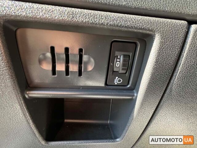 Білий Пежо 5008, об'ємом двигуна 1.6 л та пробігом 203 тис. км за 10700 $, фото 12 на Automoto.ua