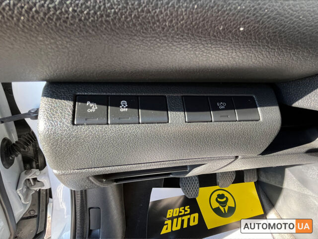 Білий Пежо 5008, об'ємом двигуна 1.6 л та пробігом 203 тис. км за 10700 $, фото 13 на Automoto.ua