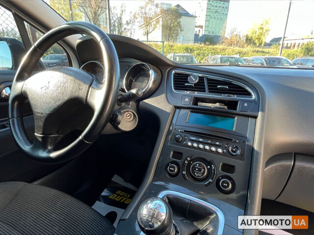 Білий Пежо 5008, об'ємом двигуна 1.6 л та пробігом 203 тис. км за 10700 $, фото 25 на Automoto.ua