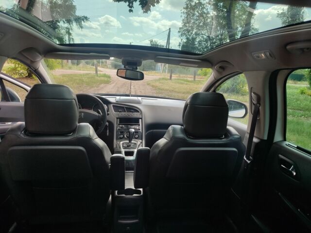 Білий Пежо 5008, об'ємом двигуна 1.6 л та пробігом 200 тис. км за 8500 $, фото 9 на Automoto.ua