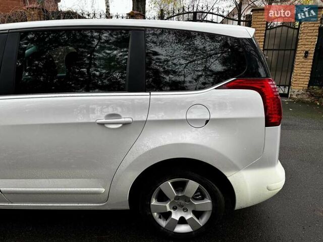 Белый Пежо 5008, объемом двигателя 1.6 л и пробегом 272 тыс. км за 8490 $, фото 10 на Automoto.ua