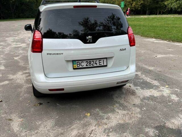 Білий Пежо 5008, об'ємом двигуна 1.6 л та пробігом 270 тис. км за 7900 $, фото 2 на Automoto.ua