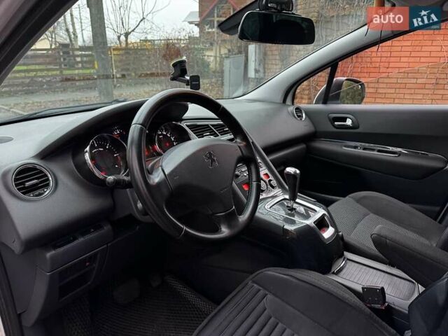 Белый Пежо 5008, объемом двигателя 1.6 л и пробегом 272 тыс. км за 8490 $, фото 9 на Automoto.ua