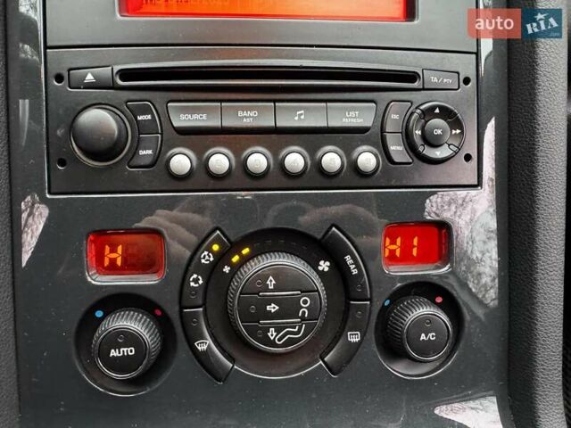 Белый Пежо 5008, объемом двигателя 1.6 л и пробегом 272 тыс. км за 8490 $, фото 13 на Automoto.ua