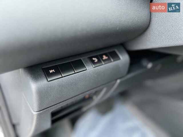 Белый Пежо 5008, объемом двигателя 2 л и пробегом 264 тыс. км за 9850 $, фото 62 на Automoto.ua