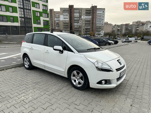 Белый Пежо 5008, объемом двигателя 1.6 л и пробегом 248 тыс. км за 5700 $, фото 8 на Automoto.ua