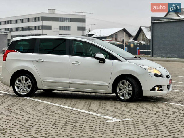 Белый Пежо 5008, объемом двигателя 2 л и пробегом 264 тыс. км за 9850 $, фото 20 на Automoto.ua