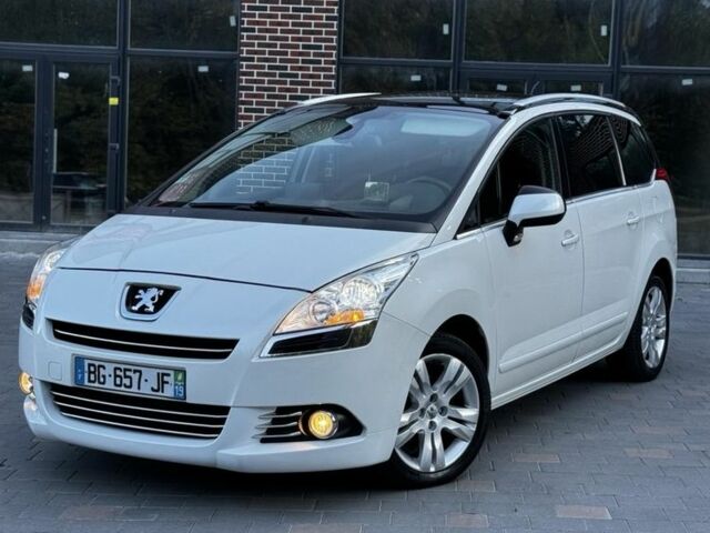 Белый Пежо 5008, объемом двигателя 1.6 л и пробегом 205 тыс. км за 9000 $, фото 1 на Automoto.ua
