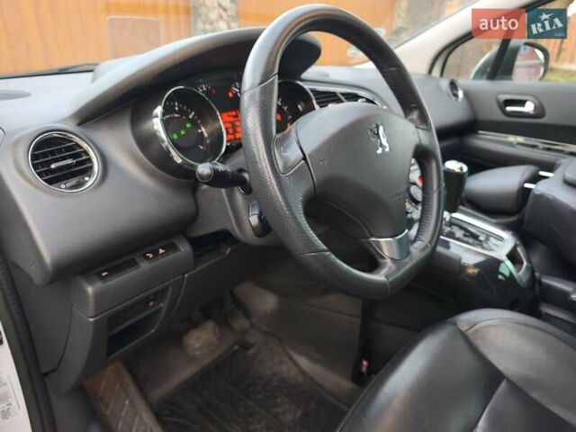 Білий Пежо 5008, об'ємом двигуна 1.6 л та пробігом 212 тис. км за 7779 $, фото 33 на Automoto.ua