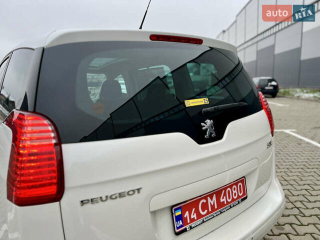 Белый Пежо 5008, объемом двигателя 2 л и пробегом 264 тыс. км за 9850 $, фото 43 на Automoto.ua