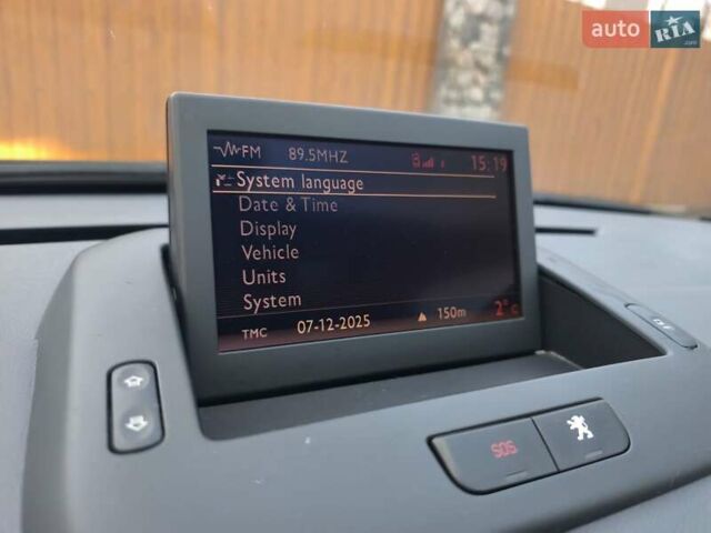 Білий Пежо 5008, об'ємом двигуна 1.6 л та пробігом 212 тис. км за 7779 $, фото 26 на Automoto.ua