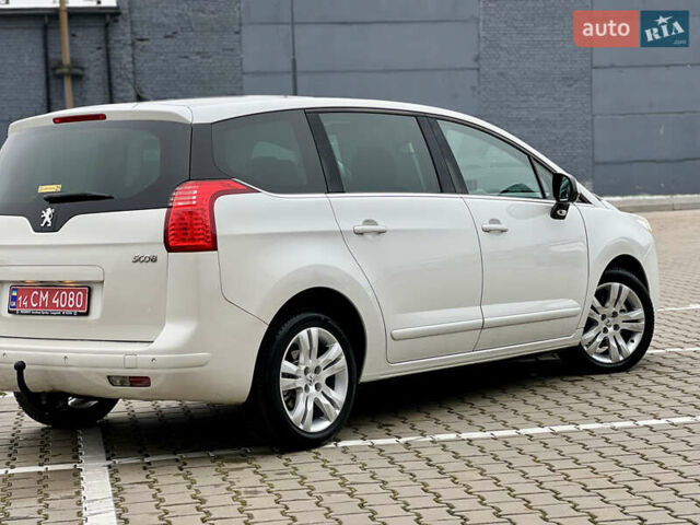 Белый Пежо 5008, объемом двигателя 2 л и пробегом 264 тыс. км за 9850 $, фото 18 на Automoto.ua