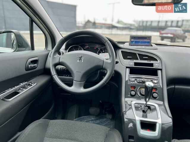 Белый Пежо 5008, объемом двигателя 2 л и пробегом 264 тыс. км за 9850 $, фото 92 на Automoto.ua