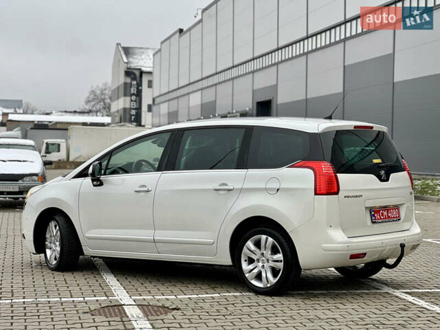 Белый Пежо 5008, объемом двигателя 2 л и пробегом 264 тыс. км за 9850 $, фото 11 на Automoto.ua