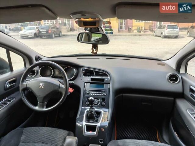 Білий Пежо 5008, об'ємом двигуна 1.6 л та пробігом 248 тис. км за 4500 $, фото 5 на Automoto.ua