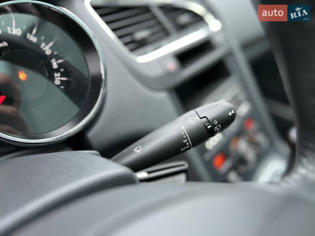 Белый Пежо 5008, объемом двигателя 2 л и пробегом 264 тыс. км за 9850 $, фото 64 на Automoto.ua