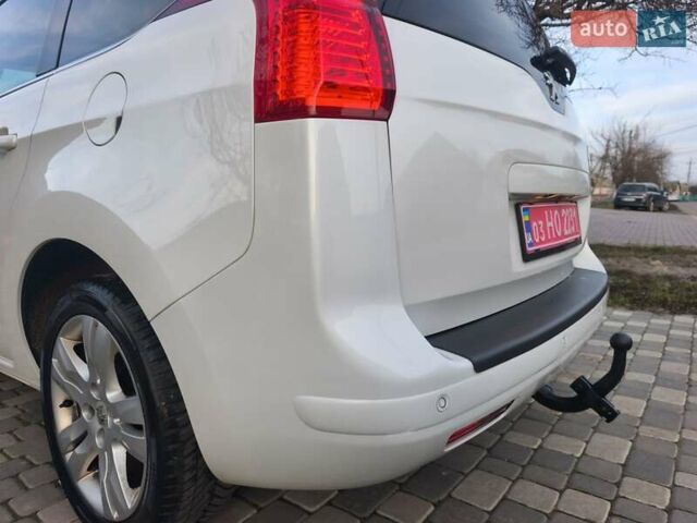 Білий Пежо 5008, об'ємом двигуна 1.6 л та пробігом 212 тис. км за 7779 $, фото 12 на Automoto.ua