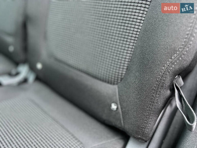 Белый Пежо 5008, объемом двигателя 2 л и пробегом 264 тыс. км за 9850 $, фото 86 на Automoto.ua