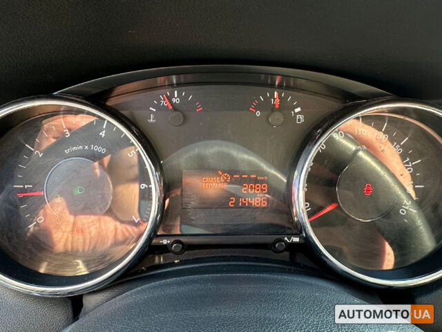 Білий Пежо 5008, об'ємом двигуна 1.6 л та пробігом 214 тис. км за 6690 $, фото 10 на Automoto.ua