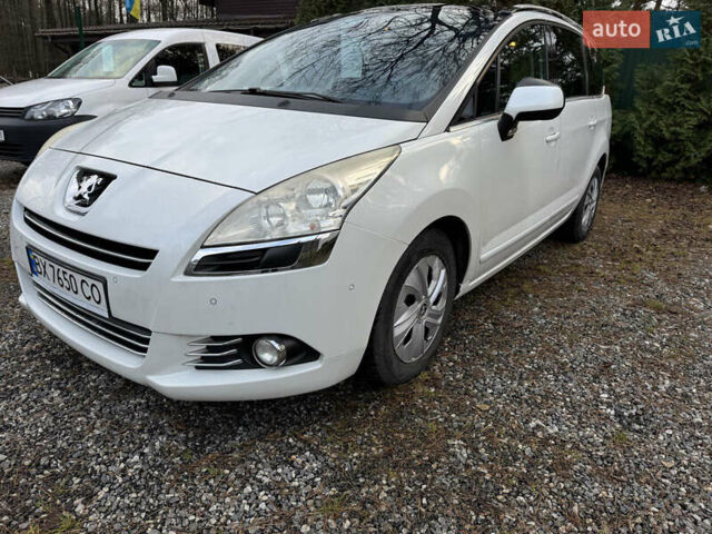 Белый Пежо 5008, объемом двигателя 2 л и пробегом 214 тыс. км за 8400 $, фото 14 на Automoto.ua