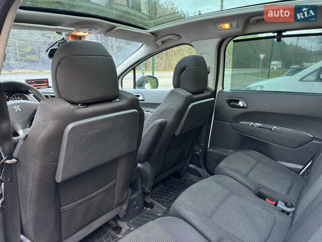 Белый Пежо 5008, объемом двигателя 2 л и пробегом 214 тыс. км за 8400 $, фото 9 на Automoto.ua