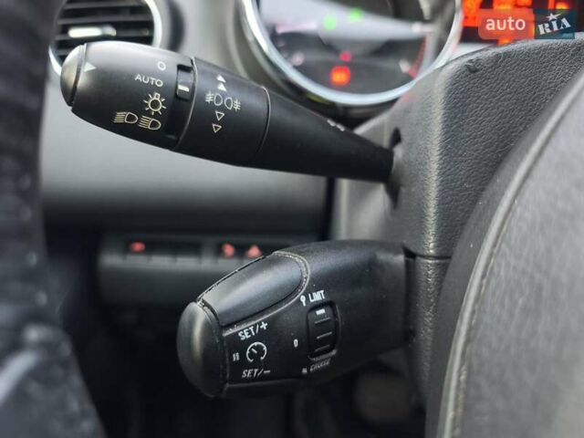 Білий Пежо 5008, об'ємом двигуна 1.6 л та пробігом 212 тис. км за 7779 $, фото 27 на Automoto.ua