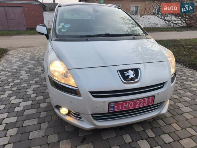 Білий Пежо 5008, об'ємом двигуна 1.6 л та пробігом 212 тис. км за 7779 $, фото 11 на Automoto.ua