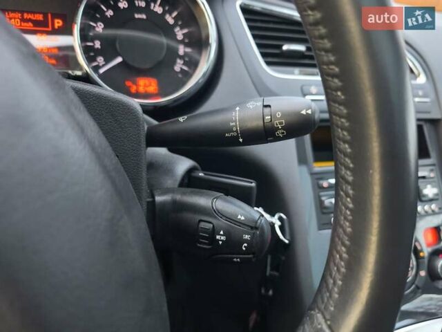 Білий Пежо 5008, об'ємом двигуна 1.6 л та пробігом 212 тис. км за 7779 $, фото 29 на Automoto.ua