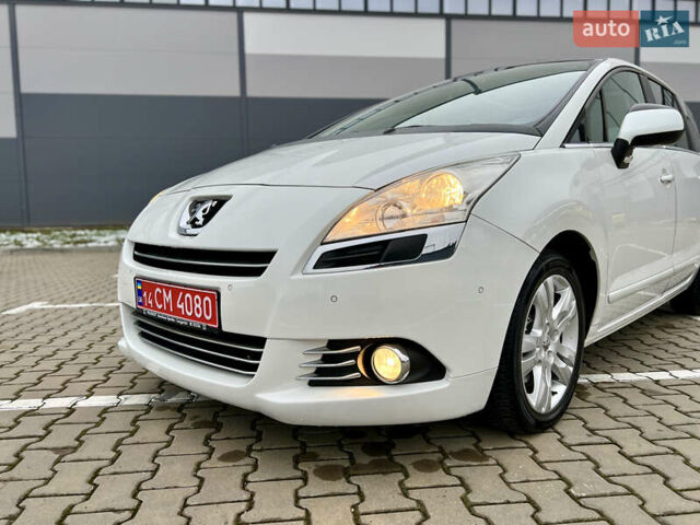 Белый Пежо 5008, объемом двигателя 2 л и пробегом 264 тыс. км за 9850 $, фото 25 на Automoto.ua