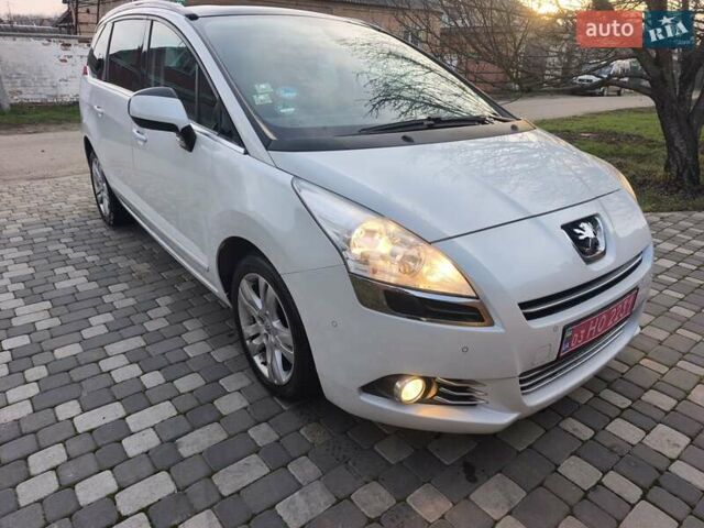 Білий Пежо 5008, об'ємом двигуна 1.6 л та пробігом 212 тис. км за 7779 $, фото 1 на Automoto.ua