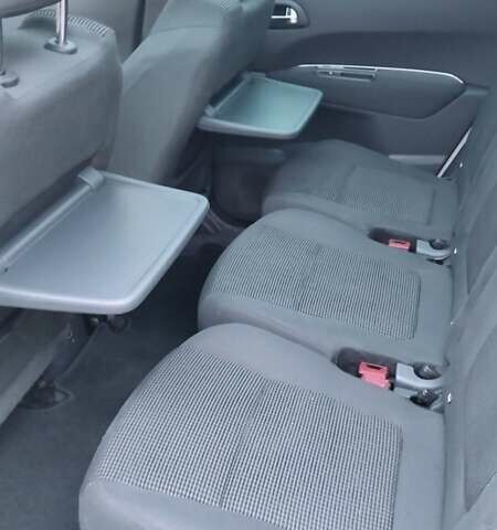 Пежо 5008 2012 у Києві на Automoto.ua Білий Пежо 5008, об'ємом двигуна 2 л та пробігом 183 тис. км за 10700 $, фото 15 на Automoto.ua