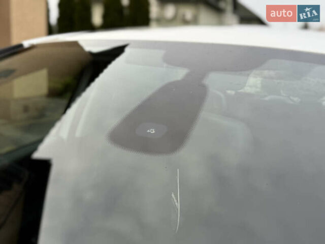 Белый Пежо 5008, объемом двигателя 2 л и пробегом 210 тыс. км за 10848 $, фото 16 на Automoto.ua