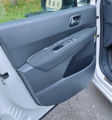 Пежо 5008 2012 у Києві на Automoto.ua Білий Пежо 5008, об'ємом двигуна 2 л та пробігом 183 тис. км за 10700 $, фото 6 на Automoto.ua