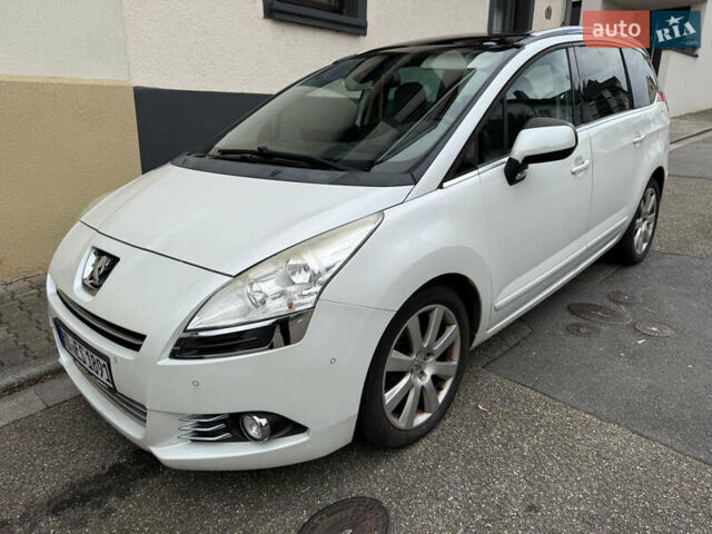 Білий Пежо 5008, об'ємом двигуна 1.6 л та пробігом 229 тис. км за 5812 $, фото 1 на Automoto.ua