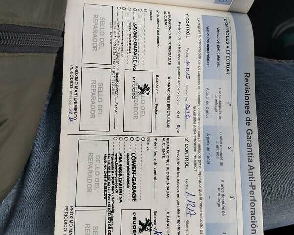 Пежо 5008 2012 у Києві на Automoto.ua Білий Пежо 5008, об'ємом двигуна 2 л та пробігом 183 тис. км за 10700 $, фото 28 на Automoto.ua