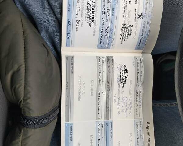 Пежо 5008 2012 у Києві на Automoto.ua Білий Пежо 5008, об'ємом двигуна 2 л та пробігом 183 тис. км за 10700 $, фото 26 на Automoto.ua