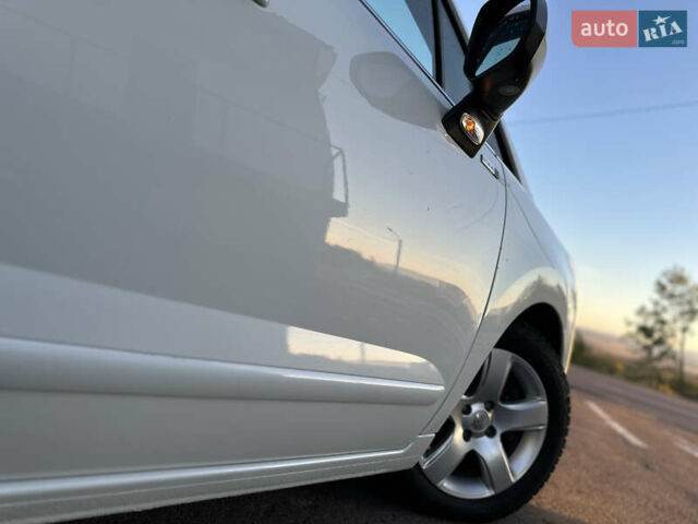 Белый Пежо 5008, объемом двигателя 2 л и пробегом 205 тыс. км за 8950 $, фото 36 на Automoto.ua