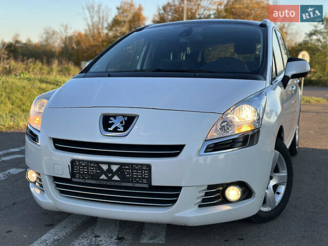 Белый Пежо 5008, объемом двигателя 2 л и пробегом 205 тыс. км за 8950 $, фото 12 на Automoto.ua