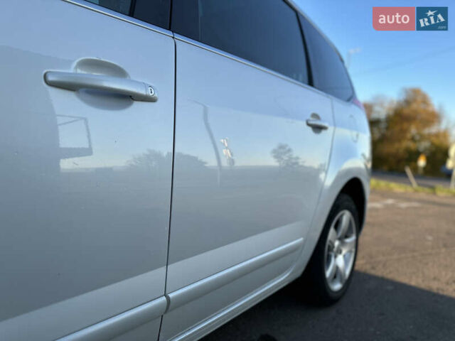 Белый Пежо 5008, объемом двигателя 2 л и пробегом 205 тыс. км за 8950 $, фото 18 на Automoto.ua