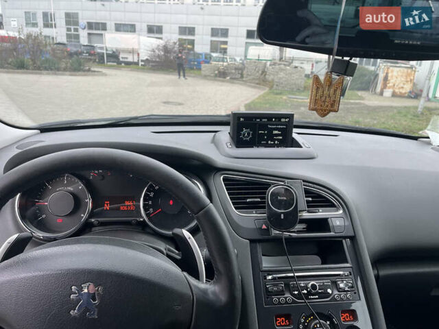 Белый Пежо 5008, объемом двигателя 1.56 л и пробегом 306 тыс. км за 8850 $, фото 13 на Automoto.ua