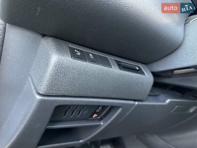 Белый Пежо 5008, объемом двигателя 2 л и пробегом 205 тыс. км за 8950 $, фото 50 на Automoto.ua