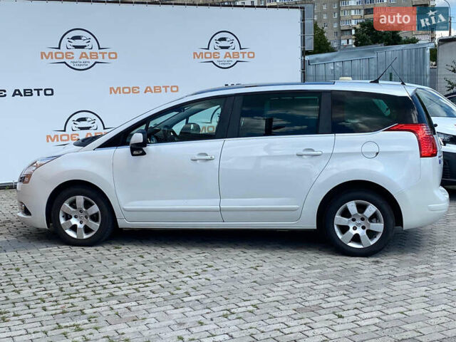 Белый Пежо 5008, объемом двигателя 1.6 л и пробегом 219 тыс. км за 8700 $, фото 1 на Automoto.ua