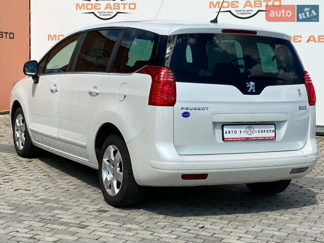 Белый Пежо 5008, объемом двигателя 1.6 л и пробегом 219 тыс. км за 8700 $, фото 2 на Automoto.ua
