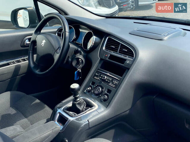 Белый Пежо 5008, объемом двигателя 1.6 л и пробегом 219 тыс. км за 8700 $, фото 12 на Automoto.ua