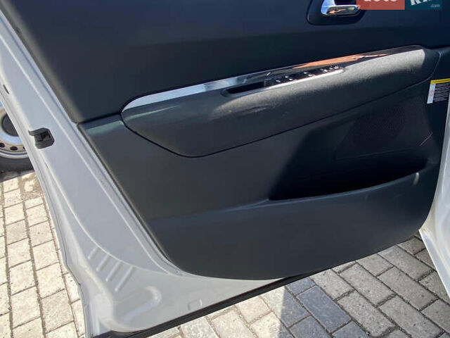 Белый Пежо 5008, объемом двигателя 1.6 л и пробегом 219 тыс. км за 8700 $, фото 20 на Automoto.ua